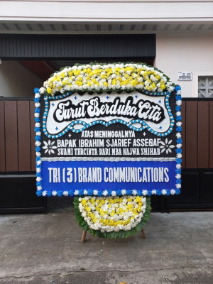 Papan Bunga Duka di Karang Pamulang